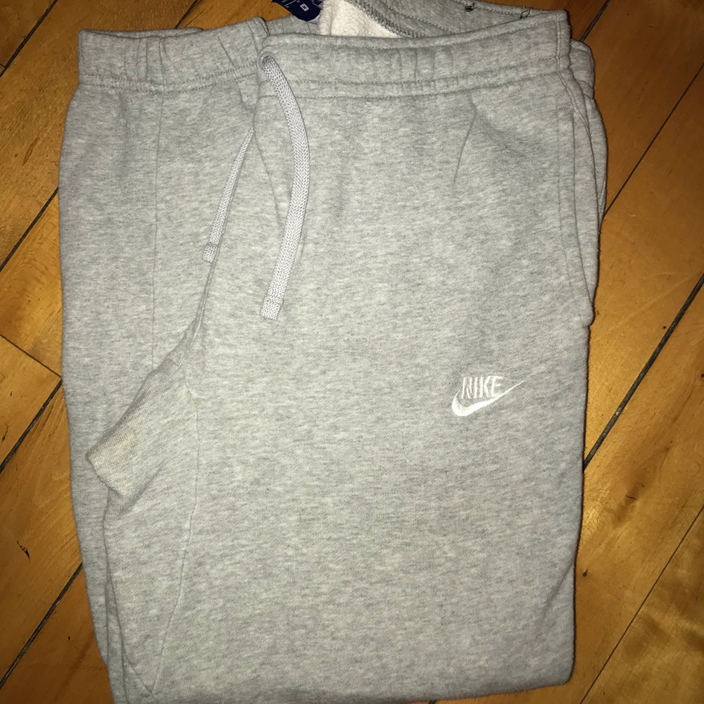 Nike men’s Grey joggers size M